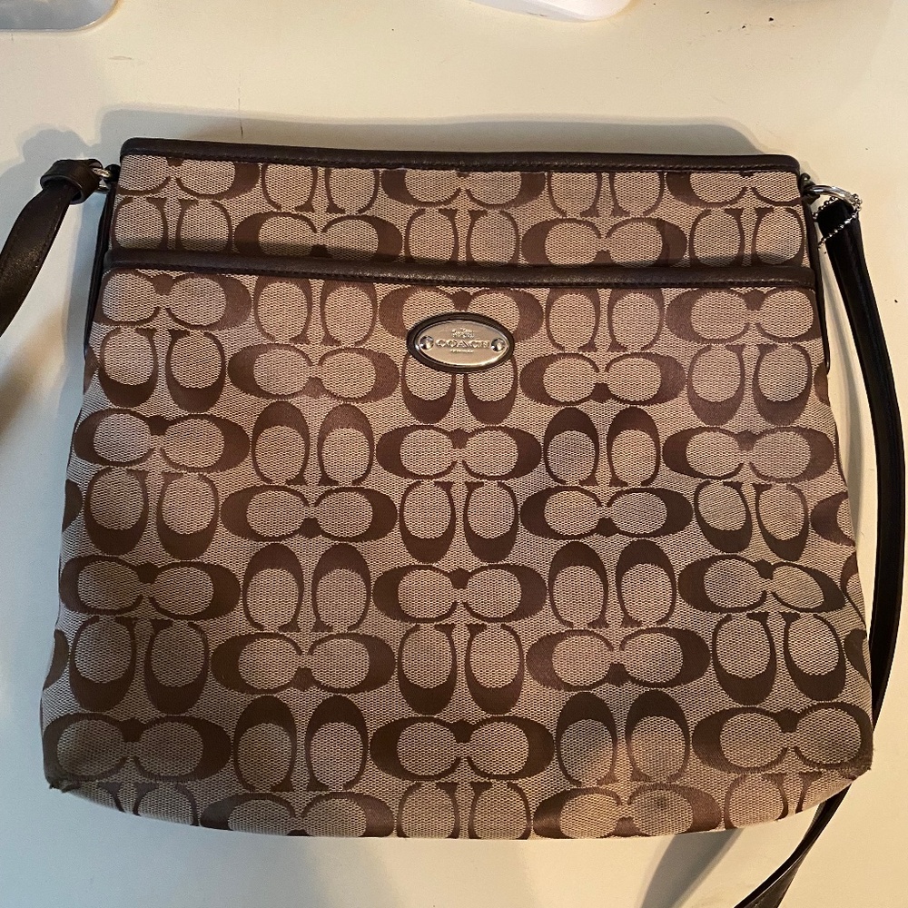 Coach crossbody purse
